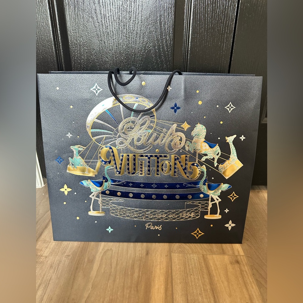 Louis Vuitton Large Shopping Bag 
Authentic